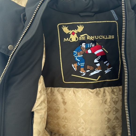 Moose knuckles Bomber Jacket - Picture 3 of 5